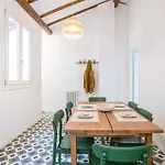 Guesthost - Casa Bar 2 - Stylish