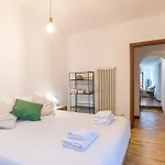 Apartament Guesthost - Casa Bar 2 - Stylish *