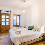 Apartament Guesthost - Casa Bar 2 - Stylish