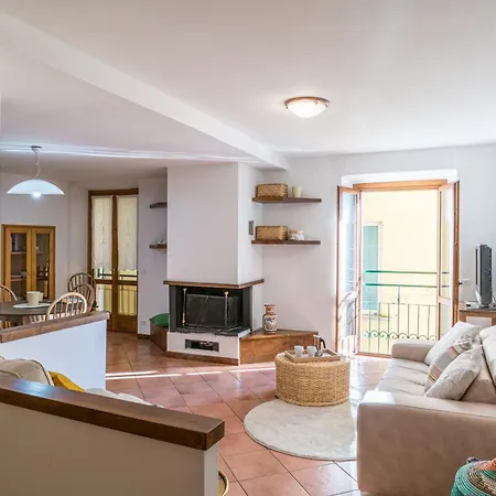 Guesthost - Casa Bar 2 - Stylish Apartment