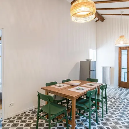 Guesthost - Casa Bar 2 - Stylish Apartman Dongo