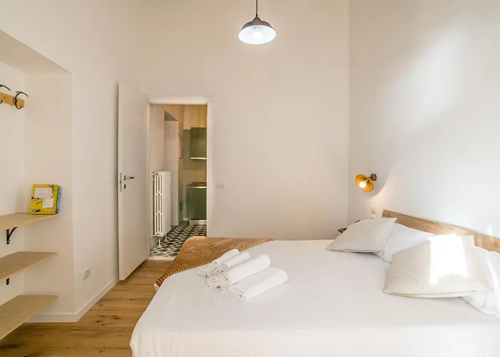 Guesthost - Casa Bar 2 - Stylish *